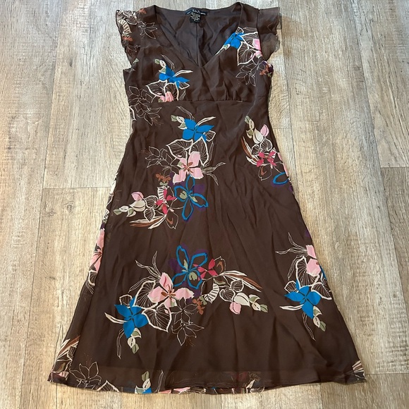 Dresses & Skirts - Brown floral v-neck short sleeve midi dress y2k fairycore whimsical